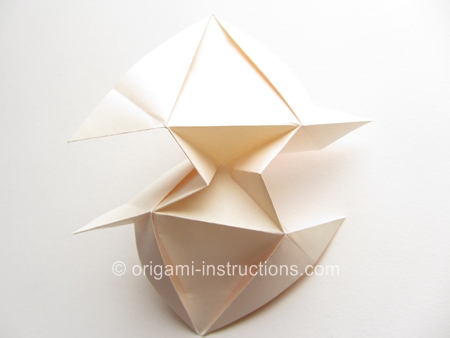 origami-dahlia-step-13