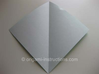 origami-traditional-tulip-leaf-step-2