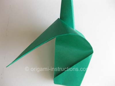 origami-traditional-tulip-leaf-step-9